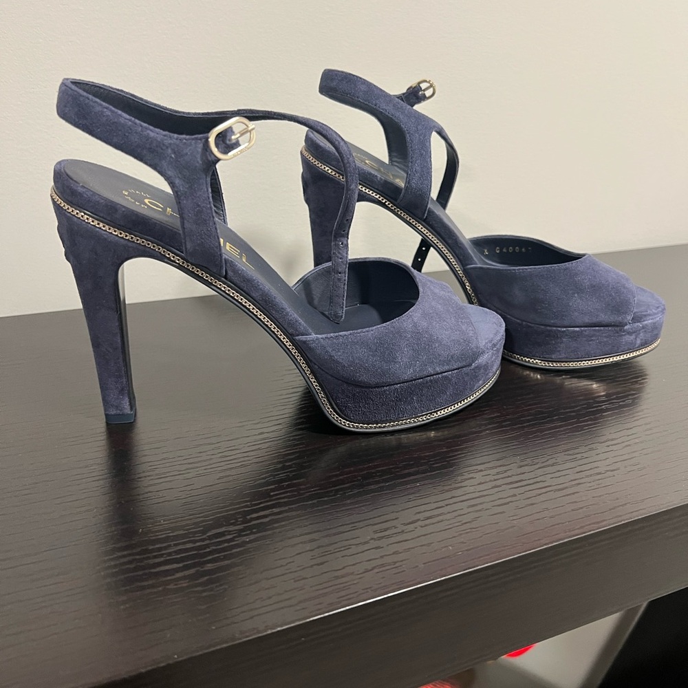 Brand New Chanel Suede Open Toe Pump w/ Chain Link  Accents - Size 38.5